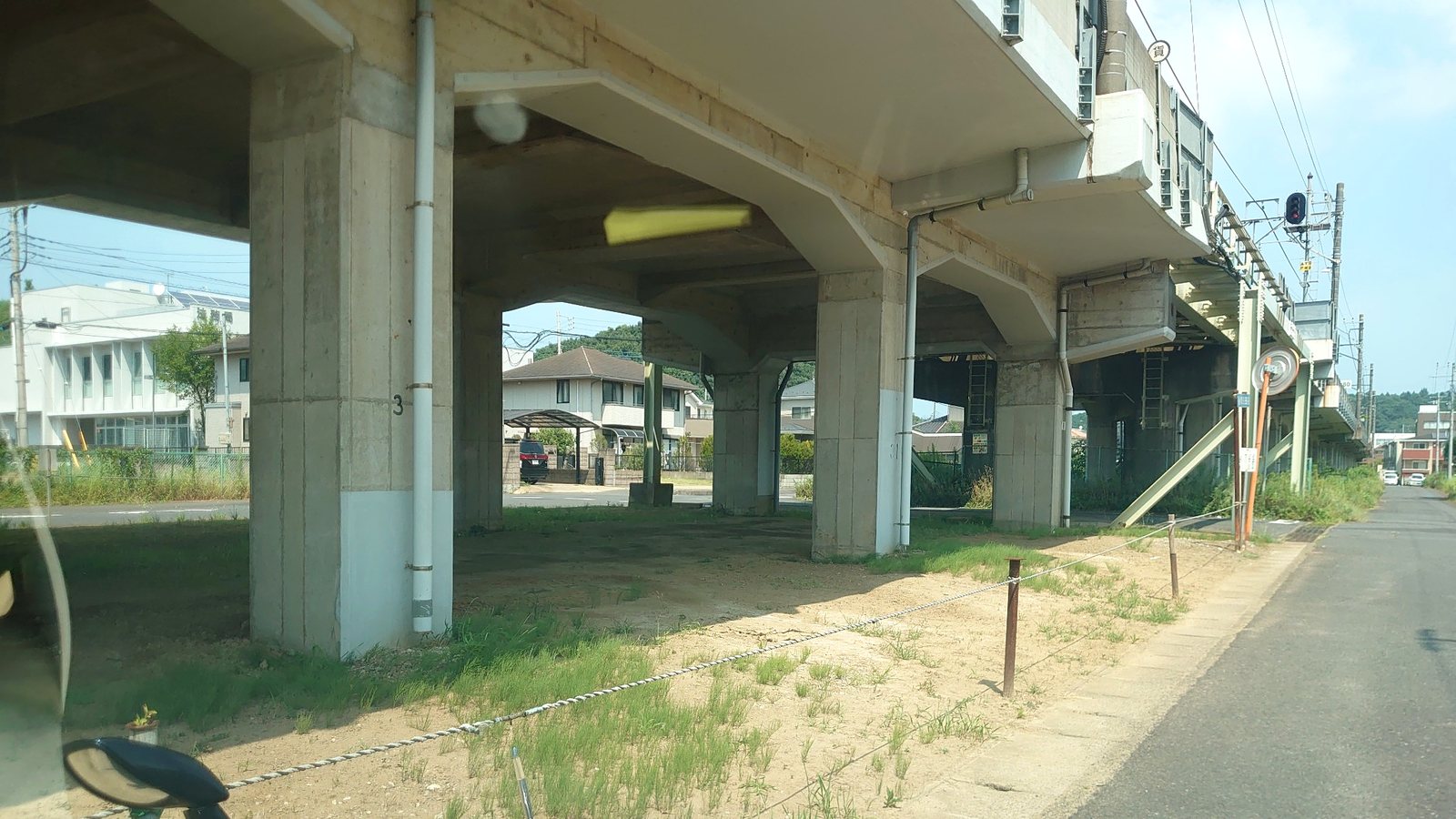 橋梁・高架下の現場全景